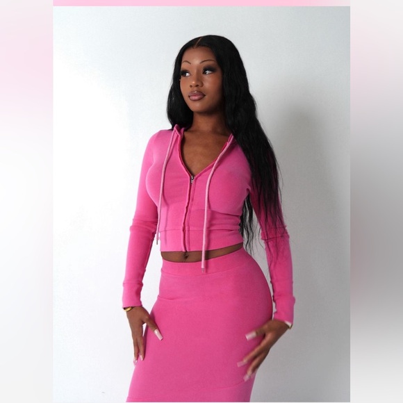 Matching Two Piece Set - Picture 10 of 12